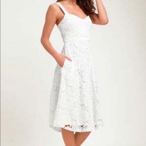 M NWT Lulus Divine Beauty Midi Dress